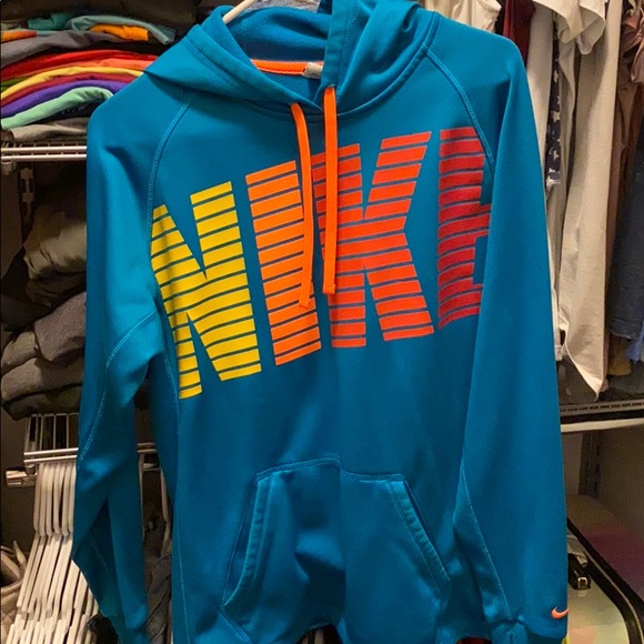 Women’s Nike Hoodie - Picture 1 of 2